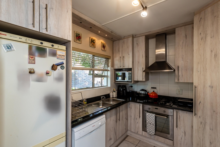 2 Bedroom Property for Sale in Abbotsford Eastern Cape